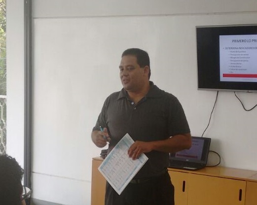 Julio Flores 